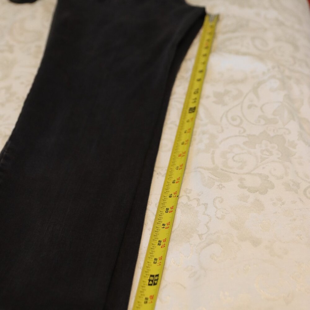 Gloria Vanderbilt Amanda Harvest Rose Black Floral Embroidered Jeans 12 Short - Picture 11 of 16